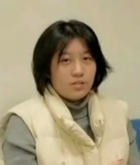 何同学
